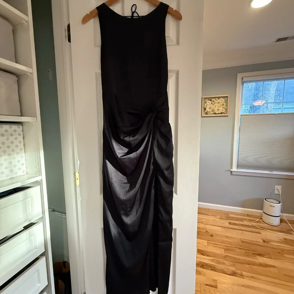 Abercrombie & Fitch Black Sleeveless Maxi with Side Twist